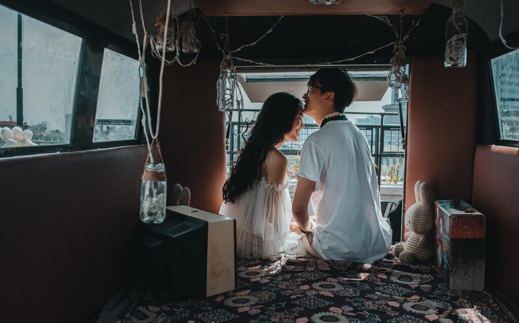 小さな結婚式の会場探しで注意すべきポイントは？