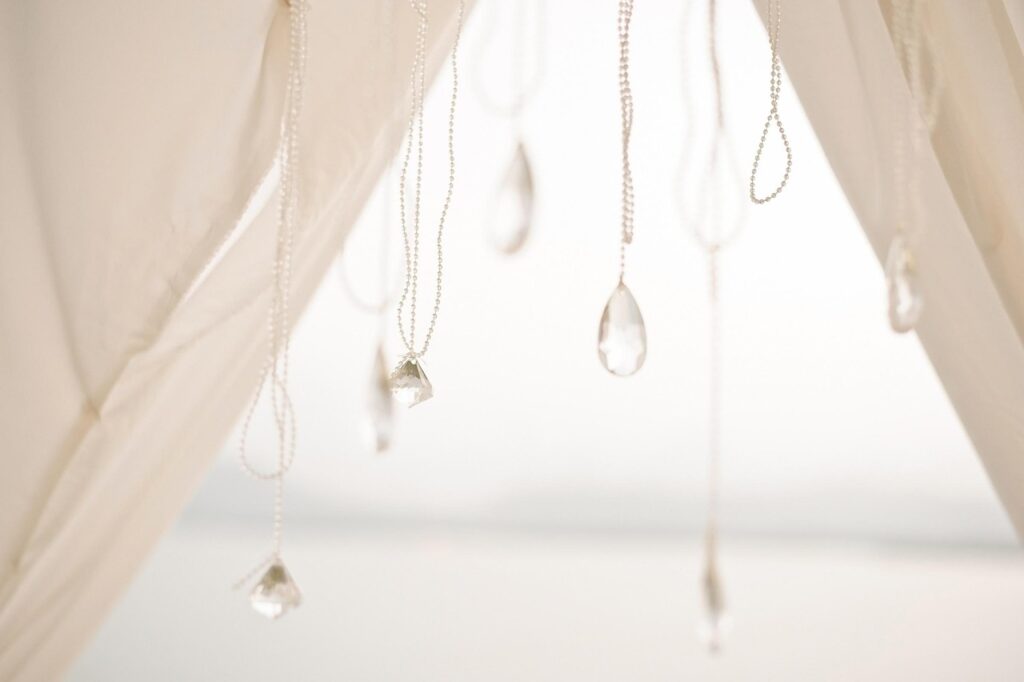 再婚の結婚式をするべきか悩むときのポイントは？