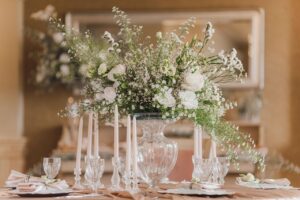 再婚の結婚式で元配偶者の写真はどうする？