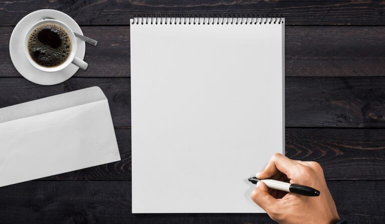 再婚挙式で両親への手紙は必要？その心情と書き方のポイントを解説！