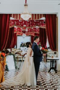 再婚の結婚式でプランナーに相談することが重要な理由は？